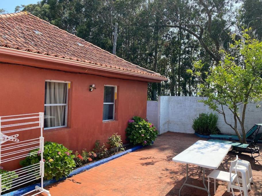 فيلا إيسلا دي أروسافي La Casilla - Illa Isla De Arousa - Preciosa Casa Enfrente A Playa Con Vistas Al Mar Y Playa المظهر الخارجي الصورة